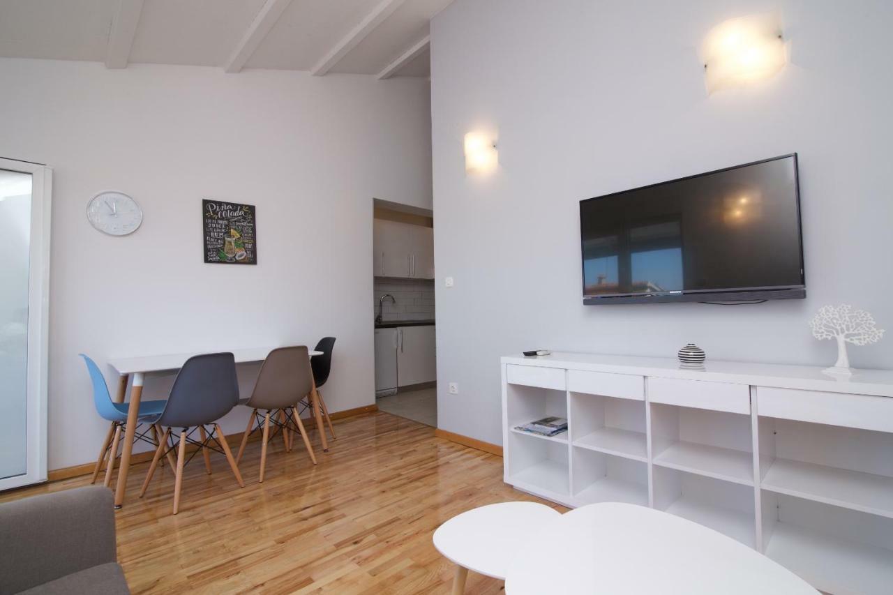 Apartments Dada 비오그라드나모루 외부 사진